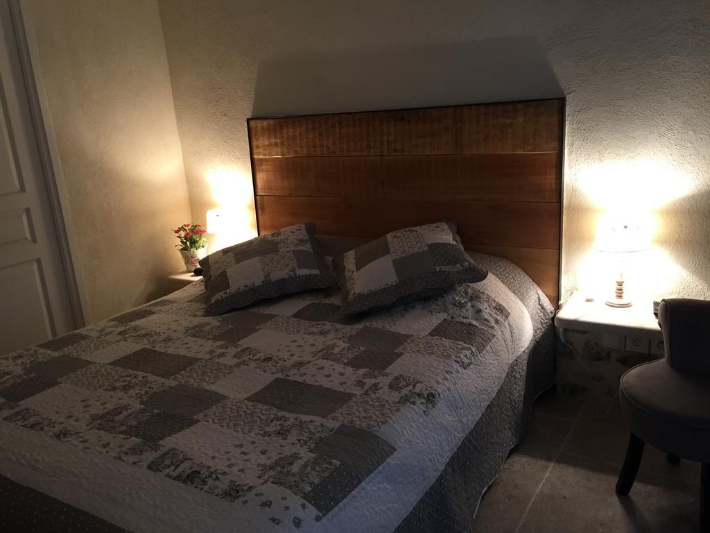 Le Petit Paradis Honfleur Room photo